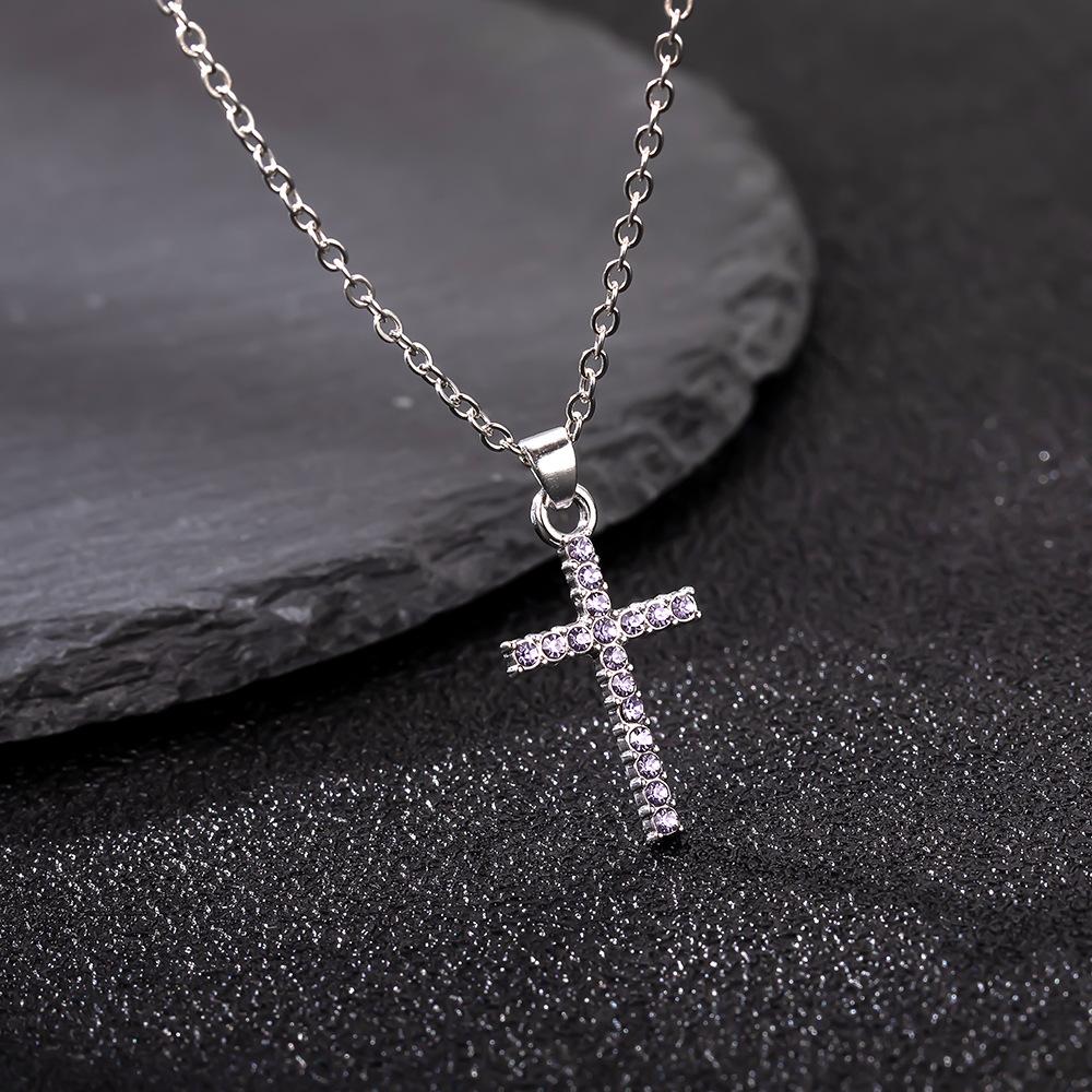 Versatile Cross Necklace Fashionable Personalized Diamond Necklace