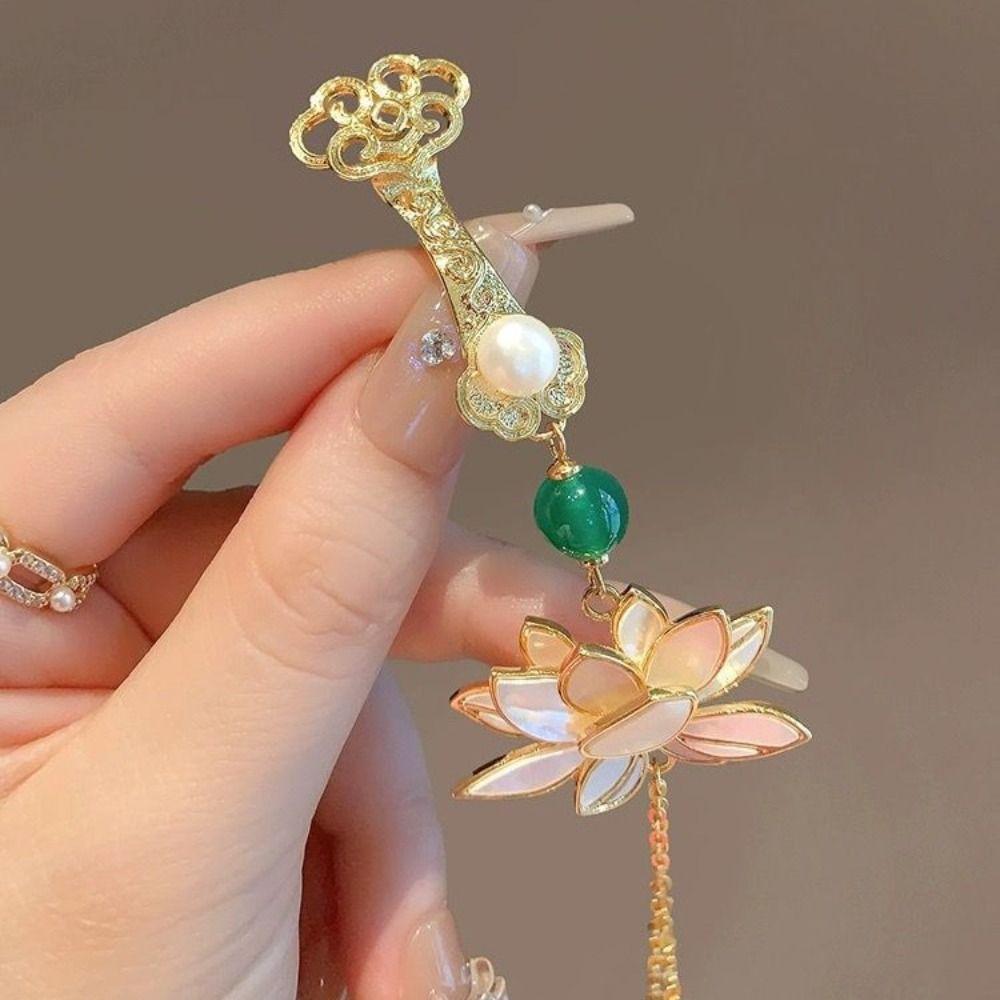 Long Tassel Women Hanfu Ornament Zinc Zinc Alloy Retro Lotus Brooch Chinese Style Brooch  Decoration