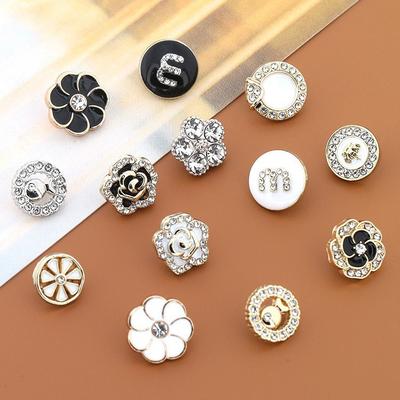 10 Pezzi Bottoni in Metallo con Diamanti Incastonati per Camicia Abbigliamento da Donna Delicati con Bottoni di Diamanti Versatili Polsini Camicia Scollo Bottoni di Alta Gamma
