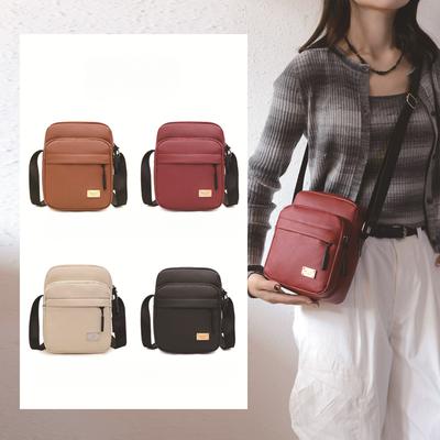 Simple Soft Leather Messenger Bag Female Fashion Retro Joker Commuter Small Bag Layered Storage Out Shoulder Bag.