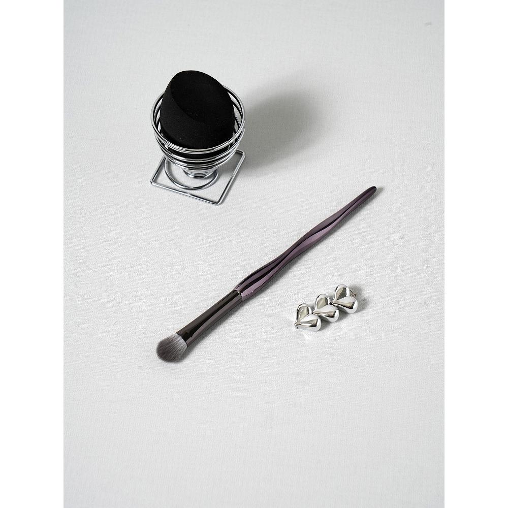 Daiso Chic Eyeshadow Brush