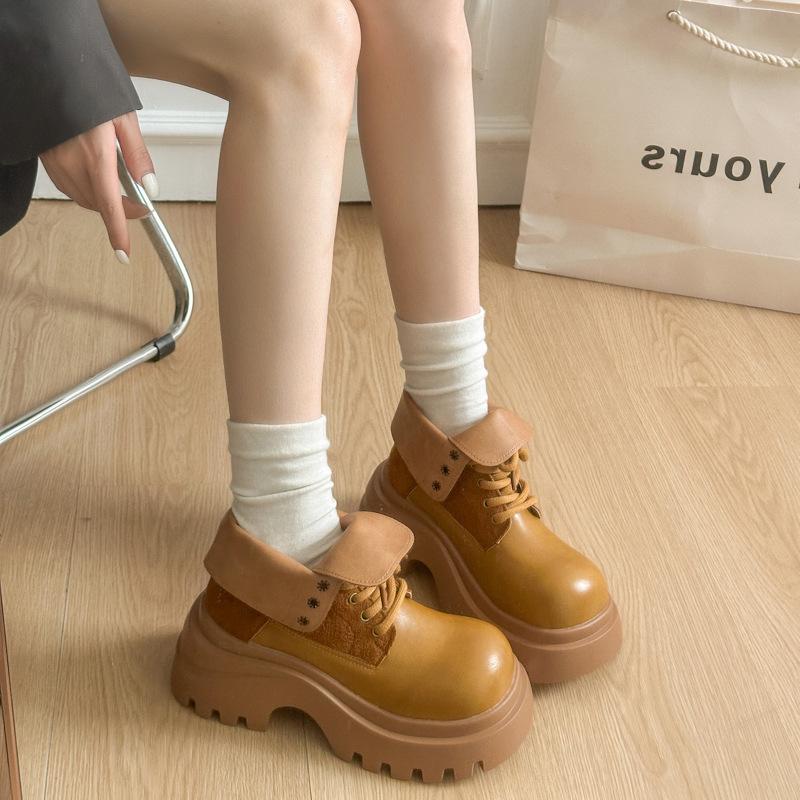 Retro British Martin boots women's 2025 autumn new fried street high-end thick-soled heightening short tooling boots