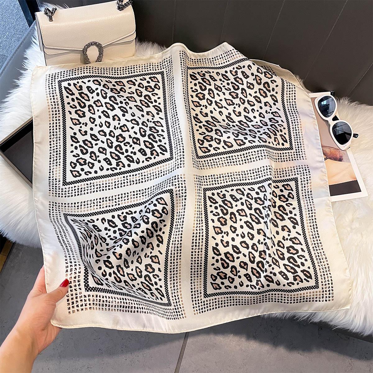 Luxury Square Scarf For Women Elegant Ladies Hijab Leopard Print Neckerchief Bandanas Summer Soft Stain Faux Silk Scarves Shawl