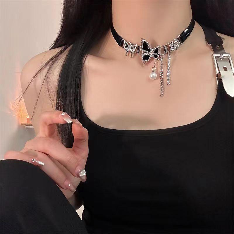 Black Butterfly Necklace Female Dark Wind Chocker Babes Leather Collar Collarbone