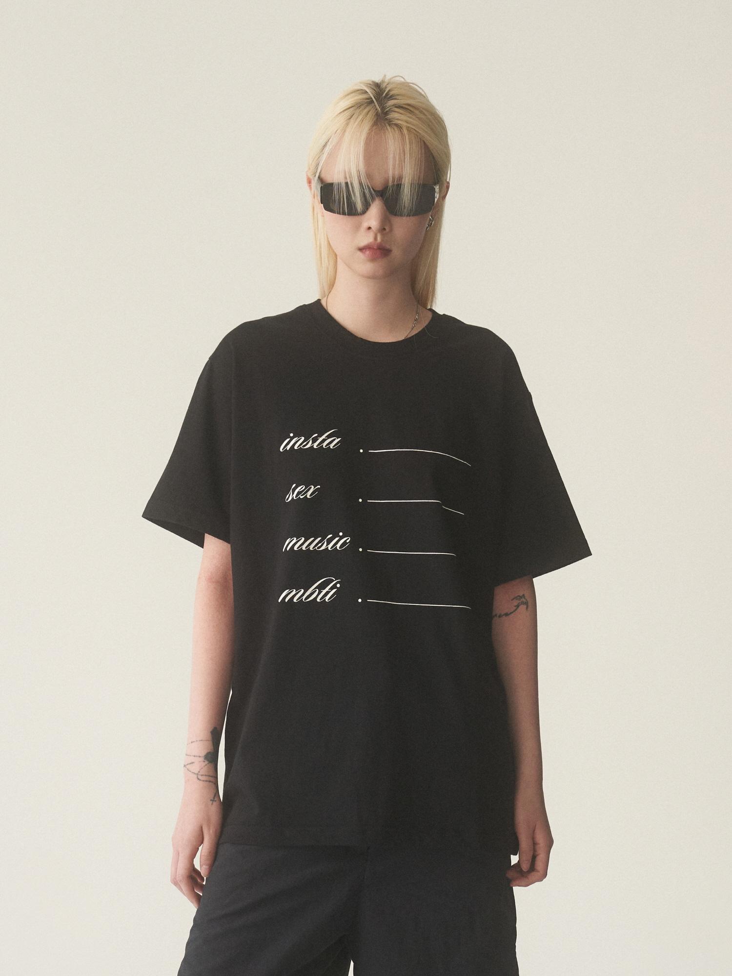 Ryu Young Mbti Sign T-Shirt, Black 1