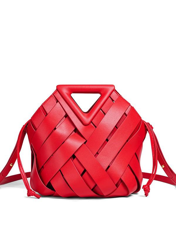 Large Capacity Hand-Woven Triangle Magnetic Buckle Crossbody Vegetable Basket Bag