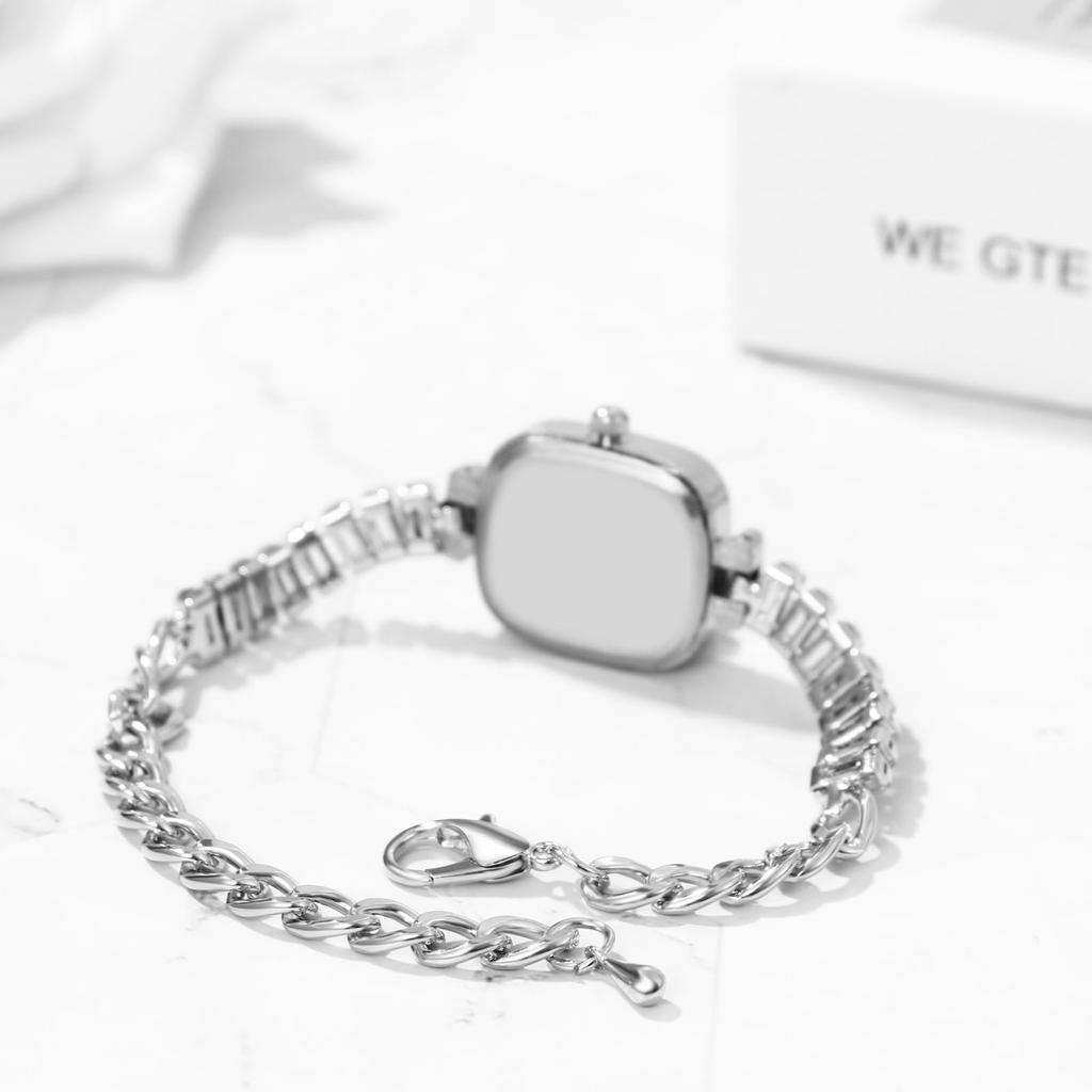 Süßes quadratisches Armband Funkelnder Diamant Analog Stilvolle Edelstahl-Quarz-Modeuhr für Damen Perfektes Geschenk für Tag Damenarmband-Display,