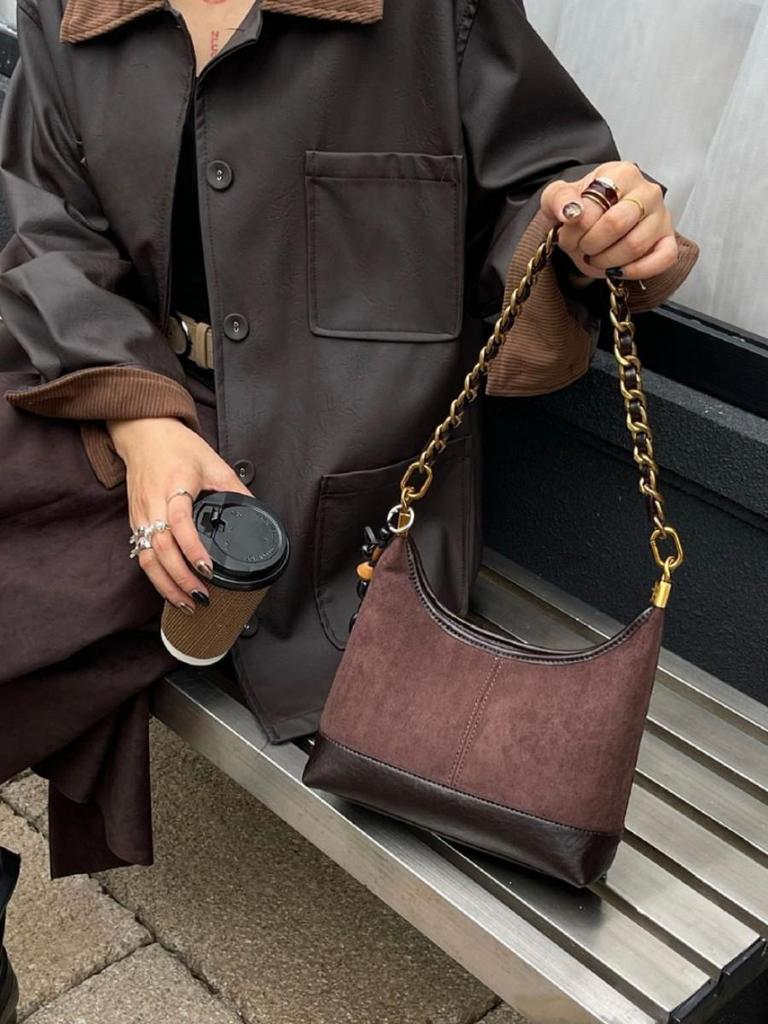 Autumn Luxury Versatile Women's Suede Chain Crossbody Handbag