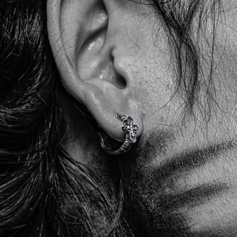 Retro Cross 925 Silver Needle Earrings: Men's High-End Fashion, Heavy Industry Style, All-Match Jewelry Ear Buckles