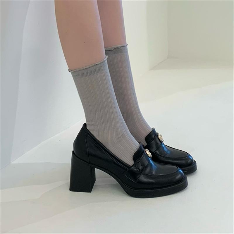 ins Korean version! Show long legs~! Height increase 7.5CM camellia round head high heels women's single shoes loafer small leather shoes
