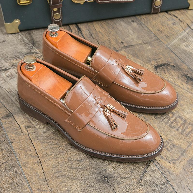 

Мужская обувь большого размера, новые кожаные туфли, модные мужские туфли с кисточками, трендовые туфли в британском стиле, мокасины могут быть 47