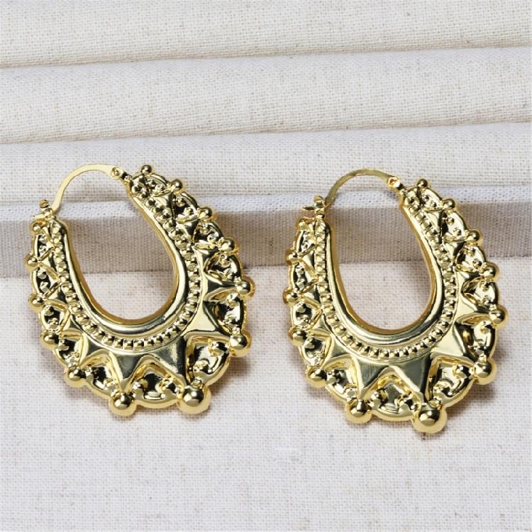 Stylish Waterproof Spikes Beads Fashion Hoop Earrings Fashionable Handmade Jewelry Trendy Women's Party Accessories