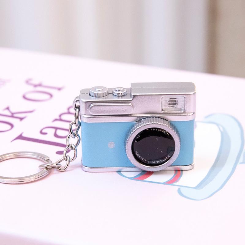 Luminous Mini Camera Keychain Pendant: Retro Sound-Making Doll Ornament