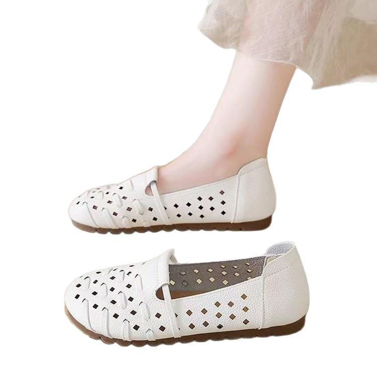 Retro soft-soled single shoes New summer new hollow and breathable casual flat-bottomed Doudou round head comfortable
