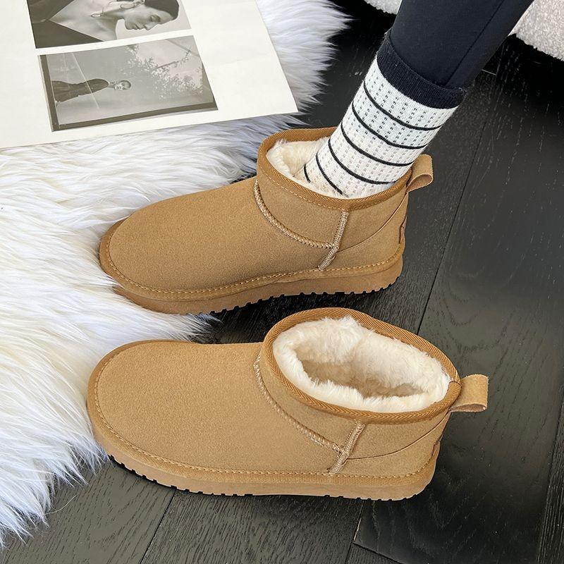 Fashion Lightweight Non Slip Snow Boots for Women Cotton Ankle Sale Hot Chic and Elegant Goth Lamb New Rock Furry Boot Y2k Woman Shoes