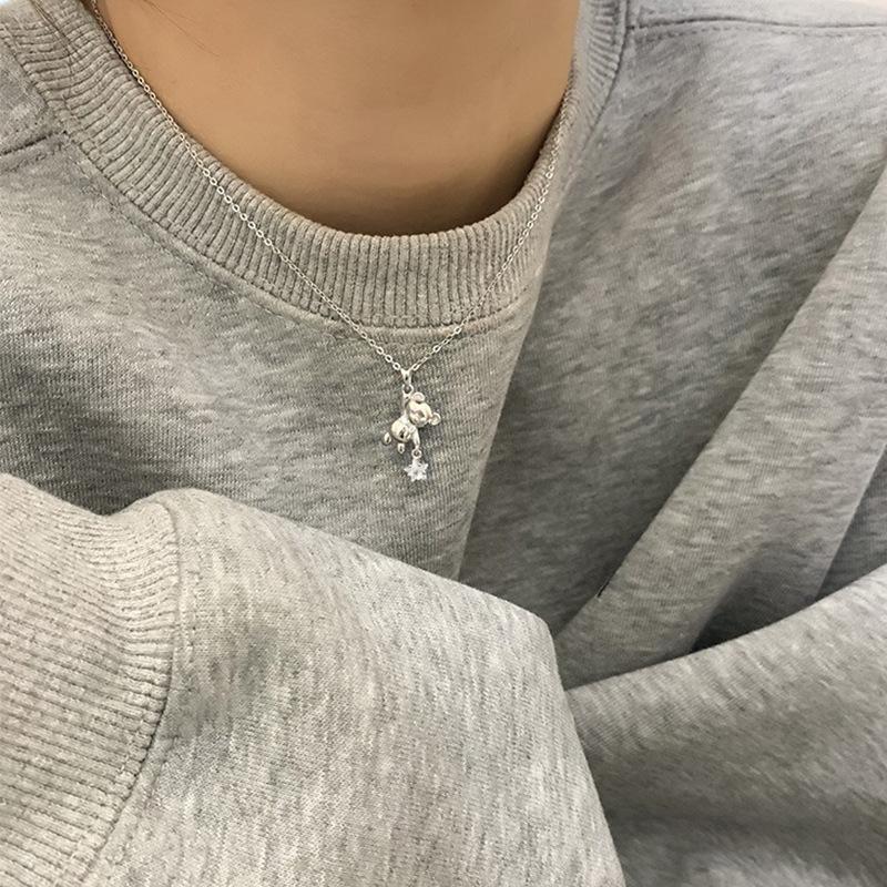 Fashion Sparkly Cute Bear Pendant Necklaces for Women Trendy Exquisite Clavicle Chain Jewerly Birthday Gift