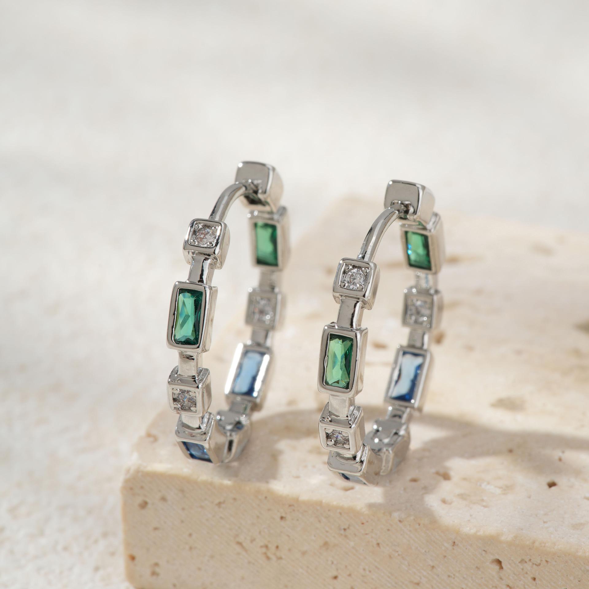 

Модні сережки-краплі для жіночих прикрас срібний