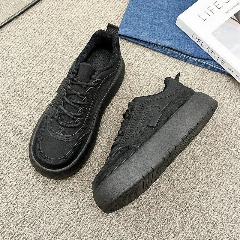 

Женские кроссовки на массивном каблуке для отдыха, женские зимние туфли из искусственной кожи на шнуровке на среднем каблуке с круглым носком, женская обувь на вулканизированной платформе, большие размеры 37 чёрный