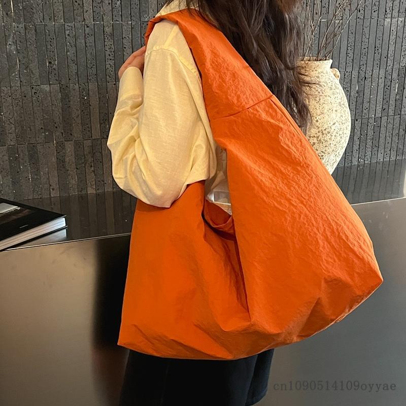 Women's Simple Shoulder Bag Multi-Pocket Commut Casual Tote Bag Large Capacity Nylon Underarm Bag Versatile Shopping Handbag Bag