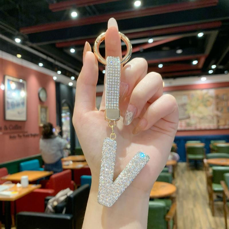 Trendy Letter Key Ring Sparkly Crystal Rhinestone Decor Keychain for Women Purse Car Key Accessory Gift