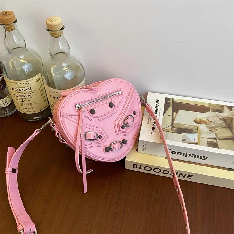 Mini Heart-Shaped Crossbody Bag Women Soft PU Shell With Rivets Casual Travel Shoulder