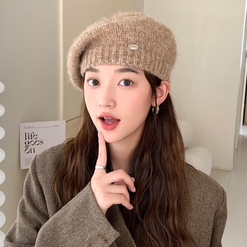 Women's Korean Style Woolen Beret: Versatile, Solid Color, Knitted, Warm, Windproof, with Metal Label for Autumn and Winter