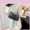 Sac bandoulière minimaliste tendance été 2024 Noir Blanc Rouge