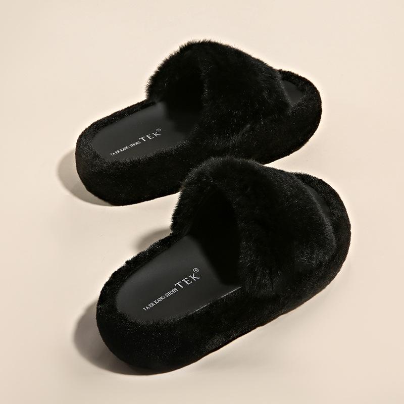 Толстоподошвенные уличные пушистые тапочки женские осенние новые домашние плюшевые тапочки с открытым носком хлопковые тапочки 40 чёрный