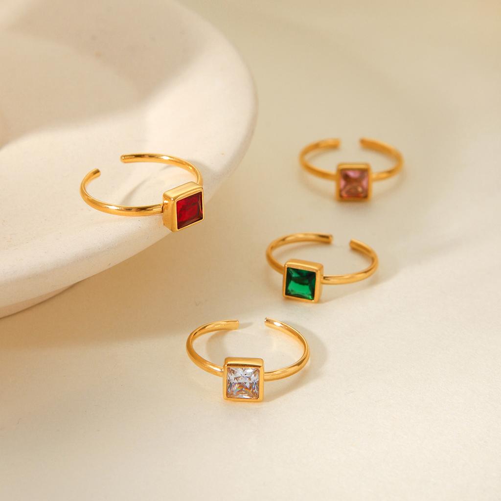 Titanium Steel Ring for Women, Niche Light Luxury High-end Stainless Steel Plated with 18K Gold, Inlaid Square Zircon Ri