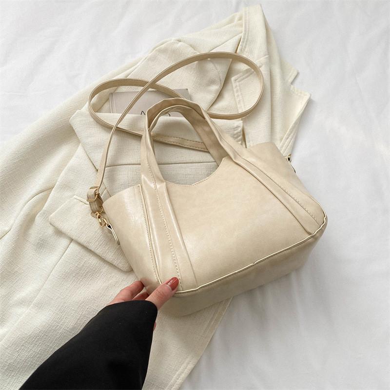 Fashionable Large Capacity Bucket Bag For Women In Trendy Street Style Pu Material