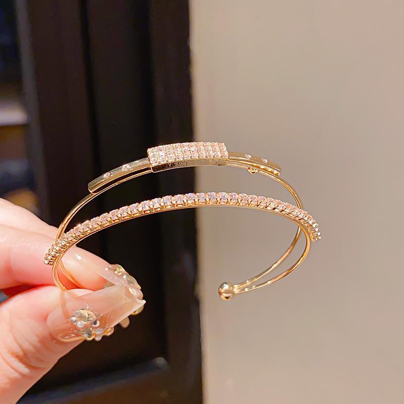 Двухслойный открытый браслет-манжета с блестящими цирконами в корейском стиле: Роскошный ретро-квадратный браслет для женщин