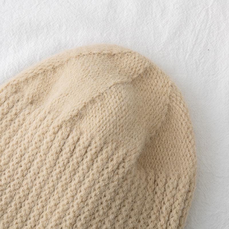 New Women Hat Kpop Style Autumn And Winter Hat Soft Beanie Hats For Women Leisure Back Split Teens Ponytail Knitted Cap