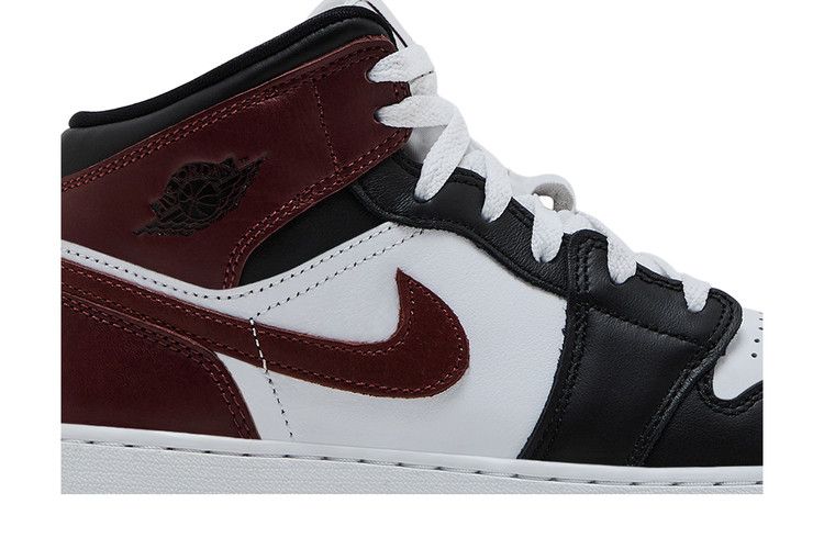Jordan 1 Mid SE Dark Pony (GS)