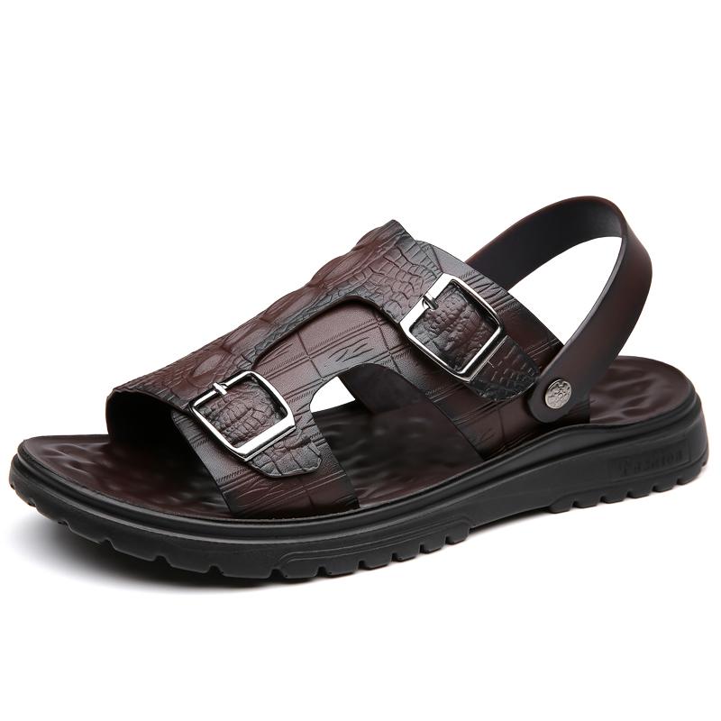 Fashion Sandals in Large Size Summer Beach Shoes Cool Slippers Wear-resistant and Non Slip Casual and Fashionable Air Cushioned Shoes