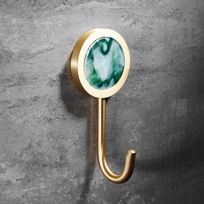 Nordic Shell Brass No-Drill Wall Hook