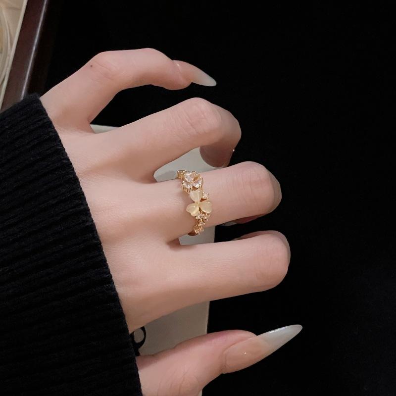 [Golden Mang Honey Language] Medieval Vintage Enamel Gold High-End Flower Opening Ring Female Light Luxury Ring