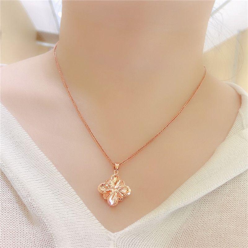 Exquisite Purple Gold Russian Shiny Flower Pendant Simple Atmosphere 585 Rose Gold Plated Color Gold Collarbone Necklace