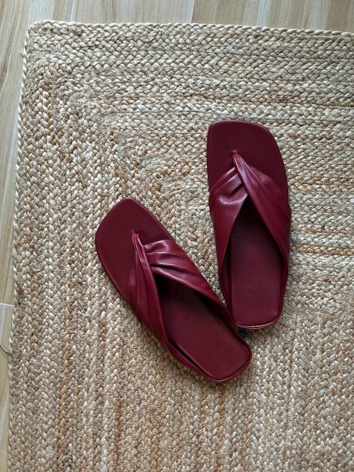 

Lan cabinet, women s shoes niche design retro pinch-on flip-flops shoes women s summer wear toe-on cool slippers women s flat bottom 35