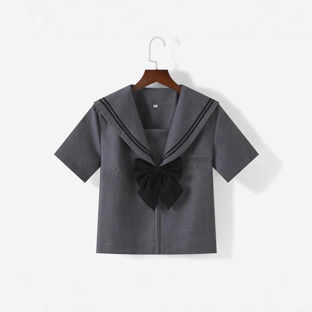 Autentický japonský šedý námořnický oblek pro dívky (JK) se skládanou sukní