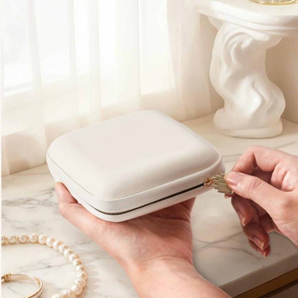 Dustproof Portable Jewelry Organizer Leather Jewelry Display Box  Necklace