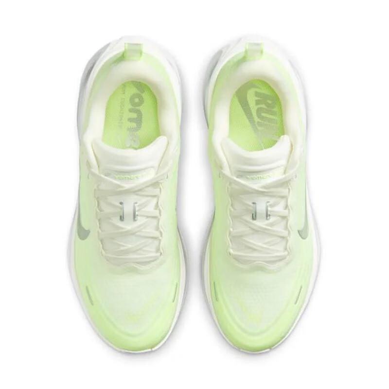 Nike Women's Vomero Plus Running Shoes