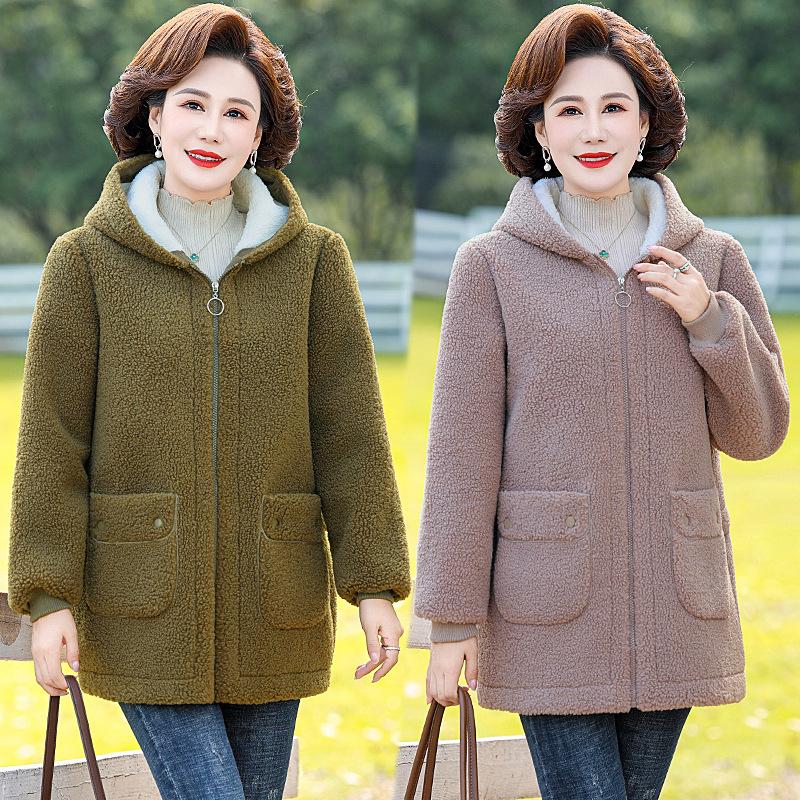 Mother's Winter Lamb Wool Coat Plus Velvet Thickening Western Style Fashion Middle-aged and Elderly Hooded Polar Fleece Cotton Women