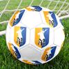 Pallone da Calcio Mansfield Town FC taglia 5, colorato, adatto a tutte le età, cucito a macchina, materiale PVC, qualità da competizione, durevole e ad alto rimbalzo