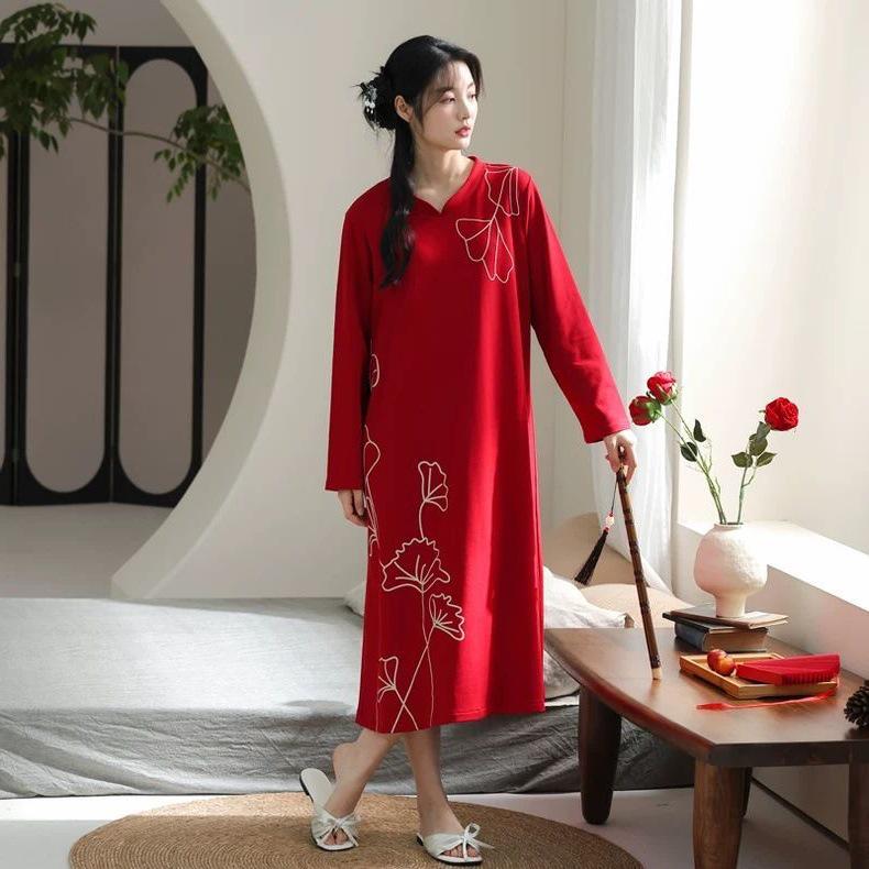

300-jin Women s Plus Size Chinese Style Slimming Nightgown - Spring/Autumn 3XL (recommended for 240-300 jin) червоний
