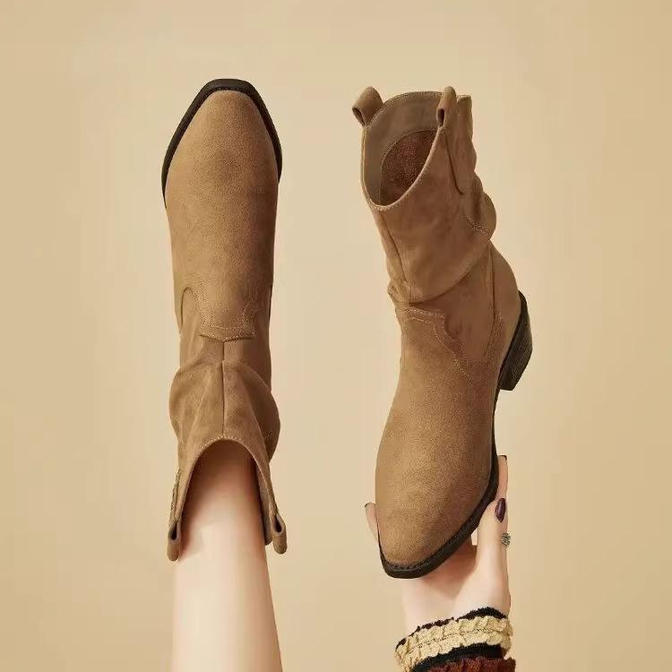 Pointed retro short boots women's autumn and winter 2025 new brown maillard boots wasteland wind sleeve western boots