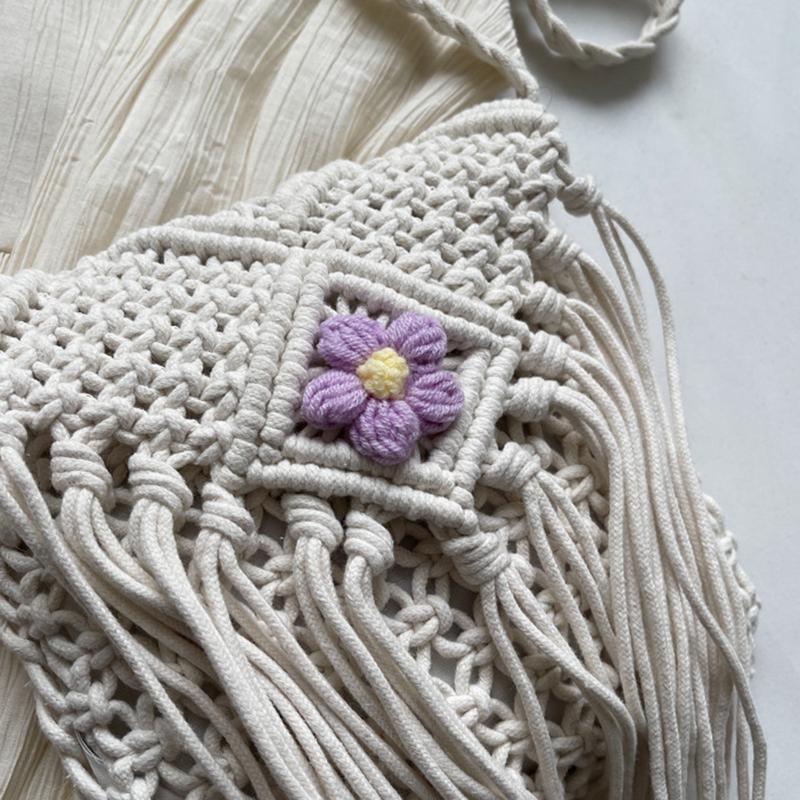 New Straw Floral Decor Bag Bohemian Tassel Beach Bag Women Crochet Fringed Crossbody Ultralight Shoulder Bag