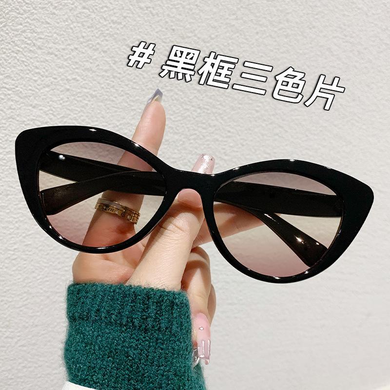 Fashion Cat Eye Sunglasses for Women Luxury Brand Designer Leopard Small Frame Sun Glasses UV400 Vintage Eyewear