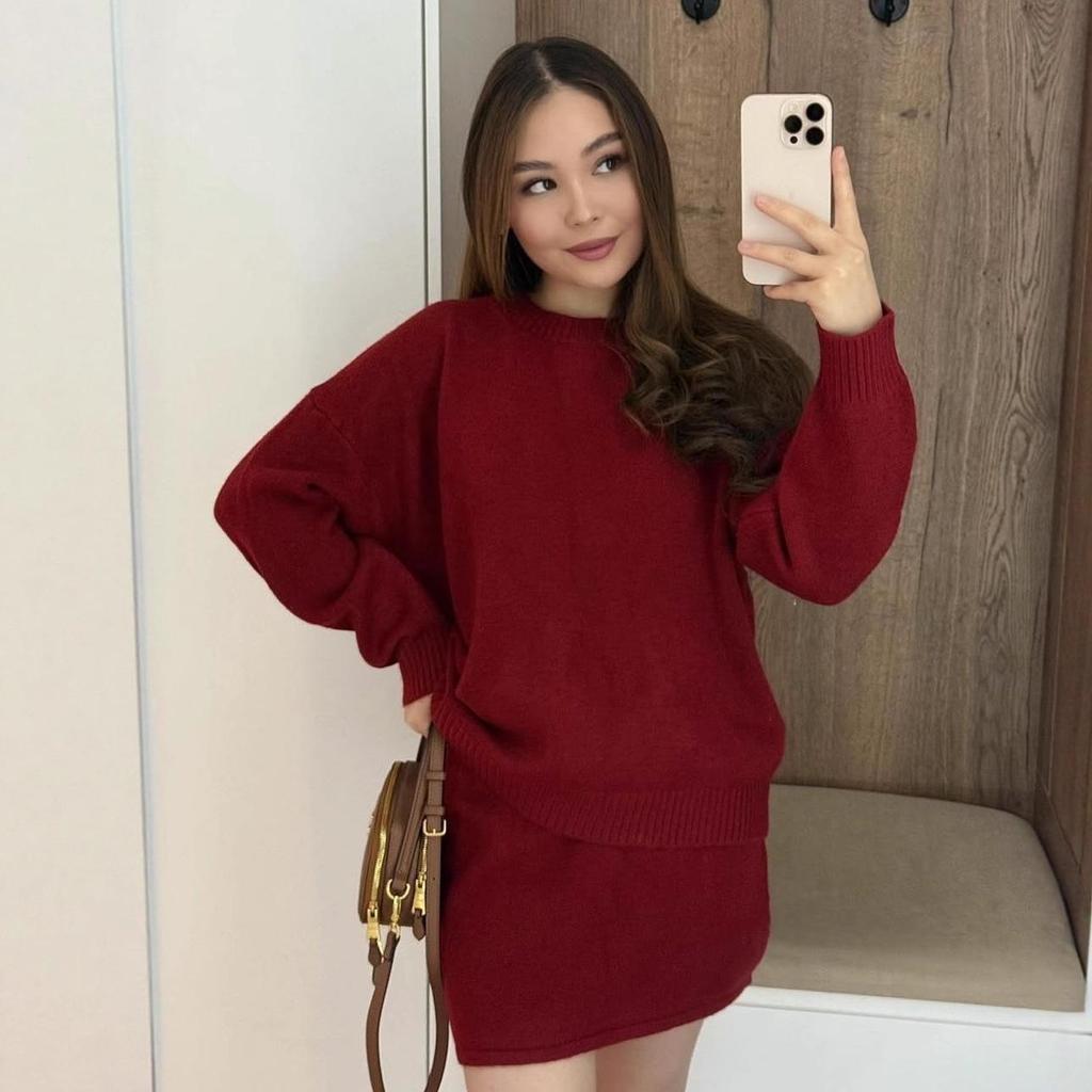 Autumn 2025 Elegant Long-Sleeve Knit Dress for Women