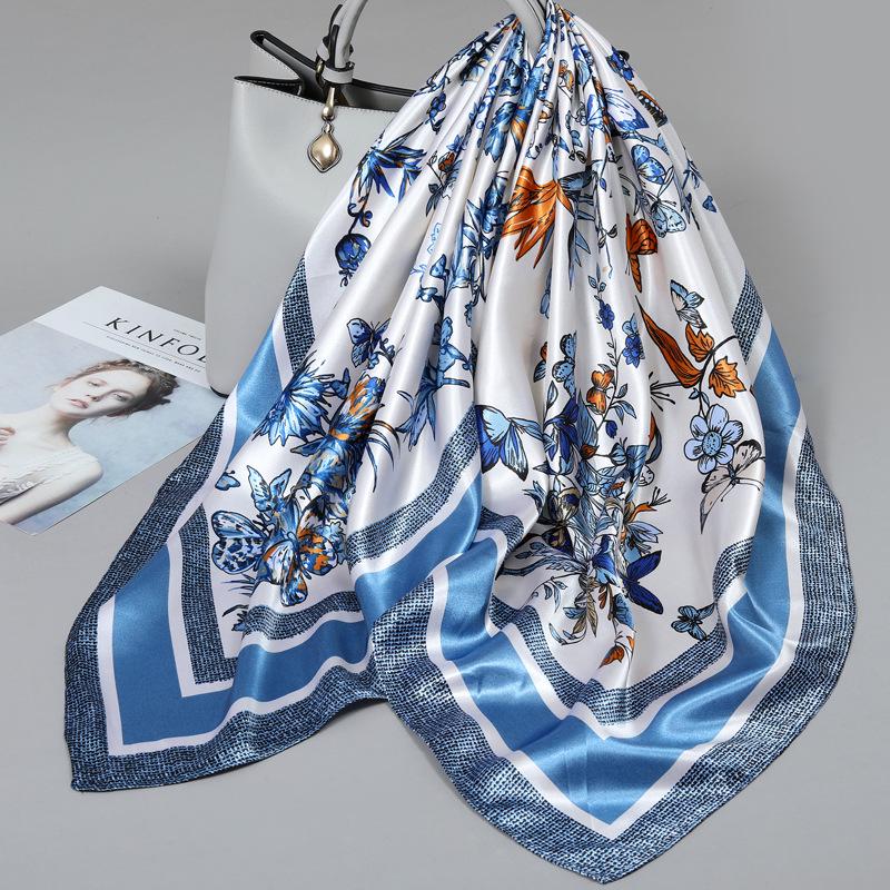 Foulard quadrato in seta stile influencer: Sciarpa da collo da donna alla moda, Sciarpa, Protezione solare, Garza stampata, Accessorio per abbigliamento professionale