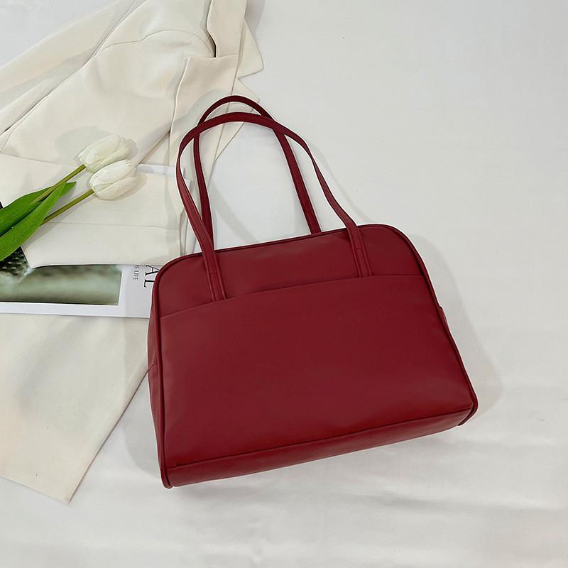 

Vintage Chic Large Capacity Women s Tote Bag For Fall With Simple Design And Trendy Appeal In Black Brown And Burgundy Colors